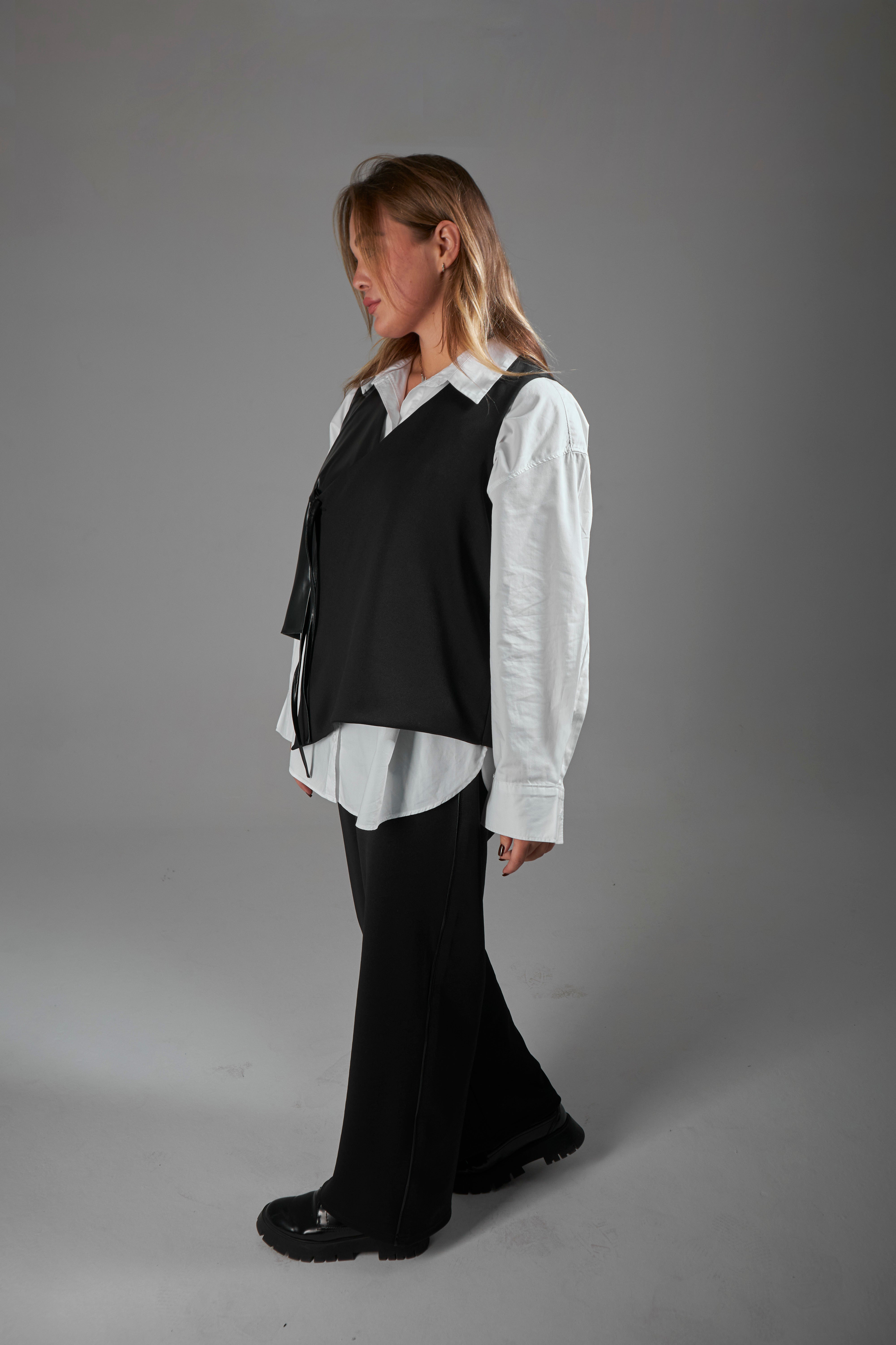 ASYMMETRICAL VEST WITH SHIRT ブラック Formal Asymmetric Tailored Vest Black – Julia Allert